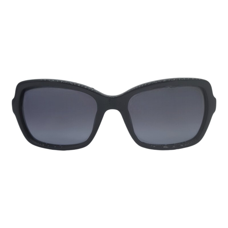 FE000720 negrouniforme