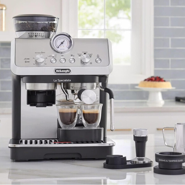 Cafetera Delonghi Magnifica Plus CAFETERA DELONGHI ECAM320.70.TB