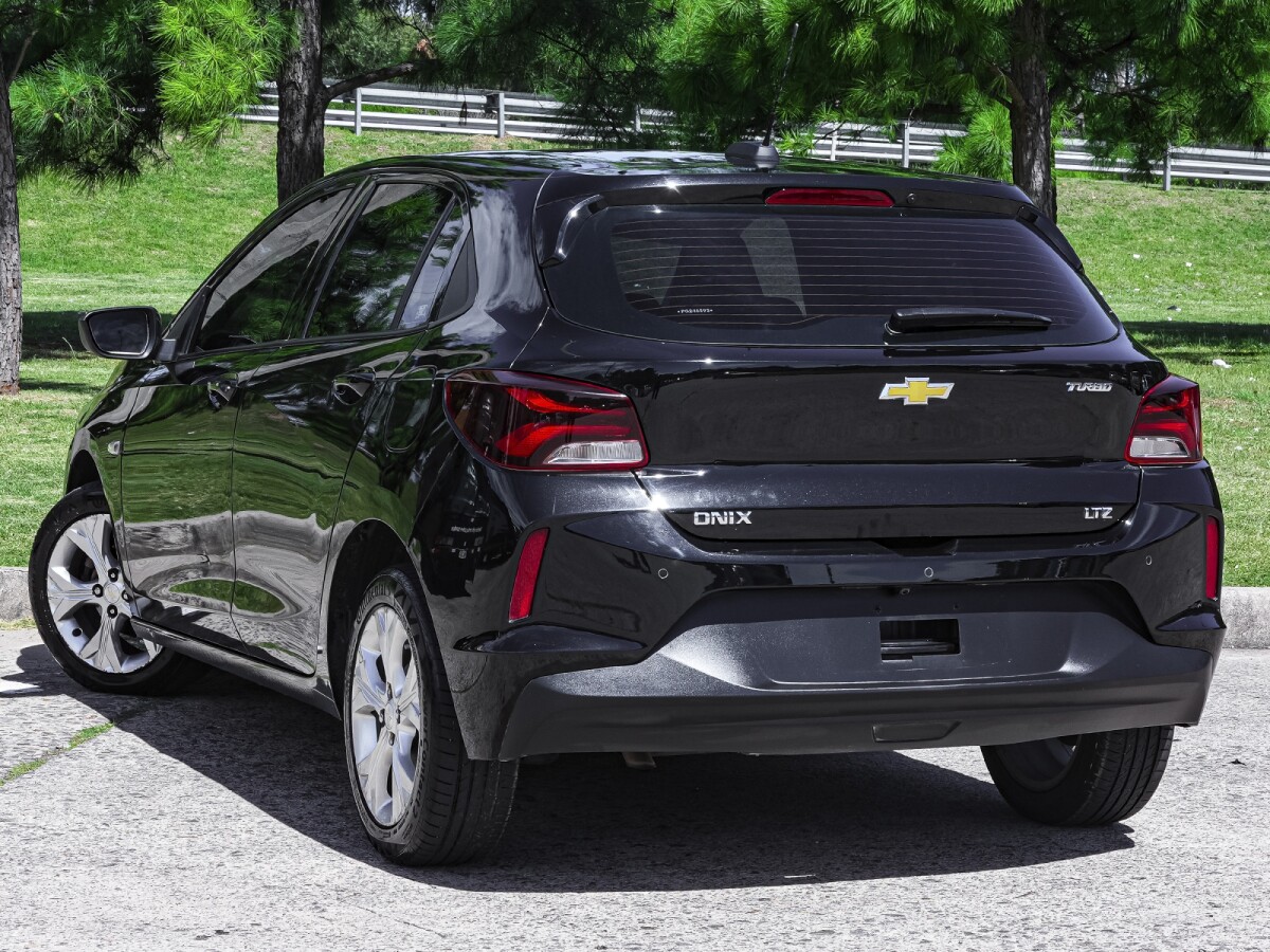 Chevrolet Onix Ltz1.0T Con Ficha Oficial| Permuta / Financia Chevrolet Onix Ltz1.0T Con Ficha Oficial| Permuta / Financia