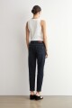 Jean cropped Nicola jean oscuro
