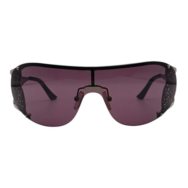 NV708837 plateadouniforme