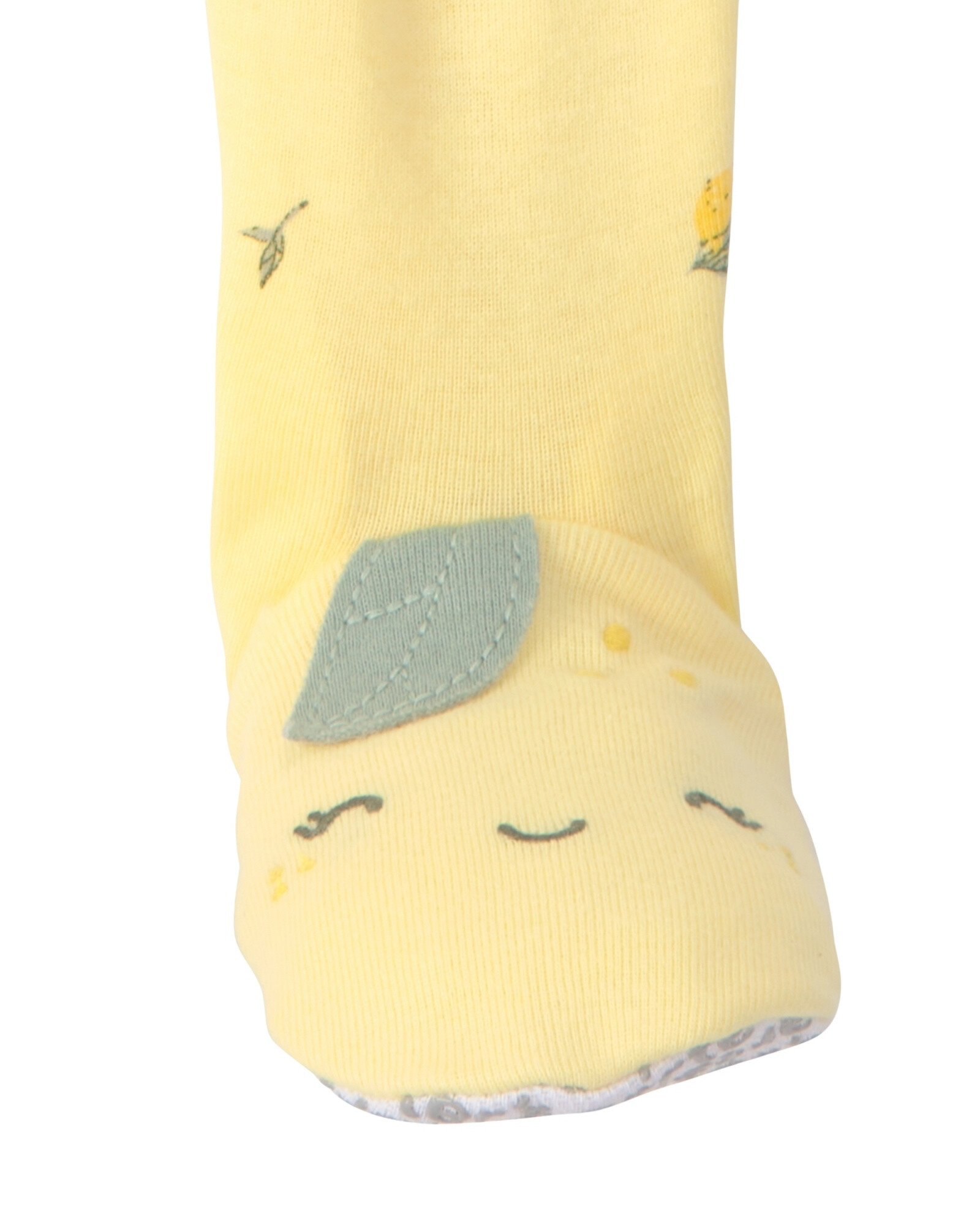 Pijama enterito de algodón con pie, amarillo, diseño limones. Talles 2-5T Sin color