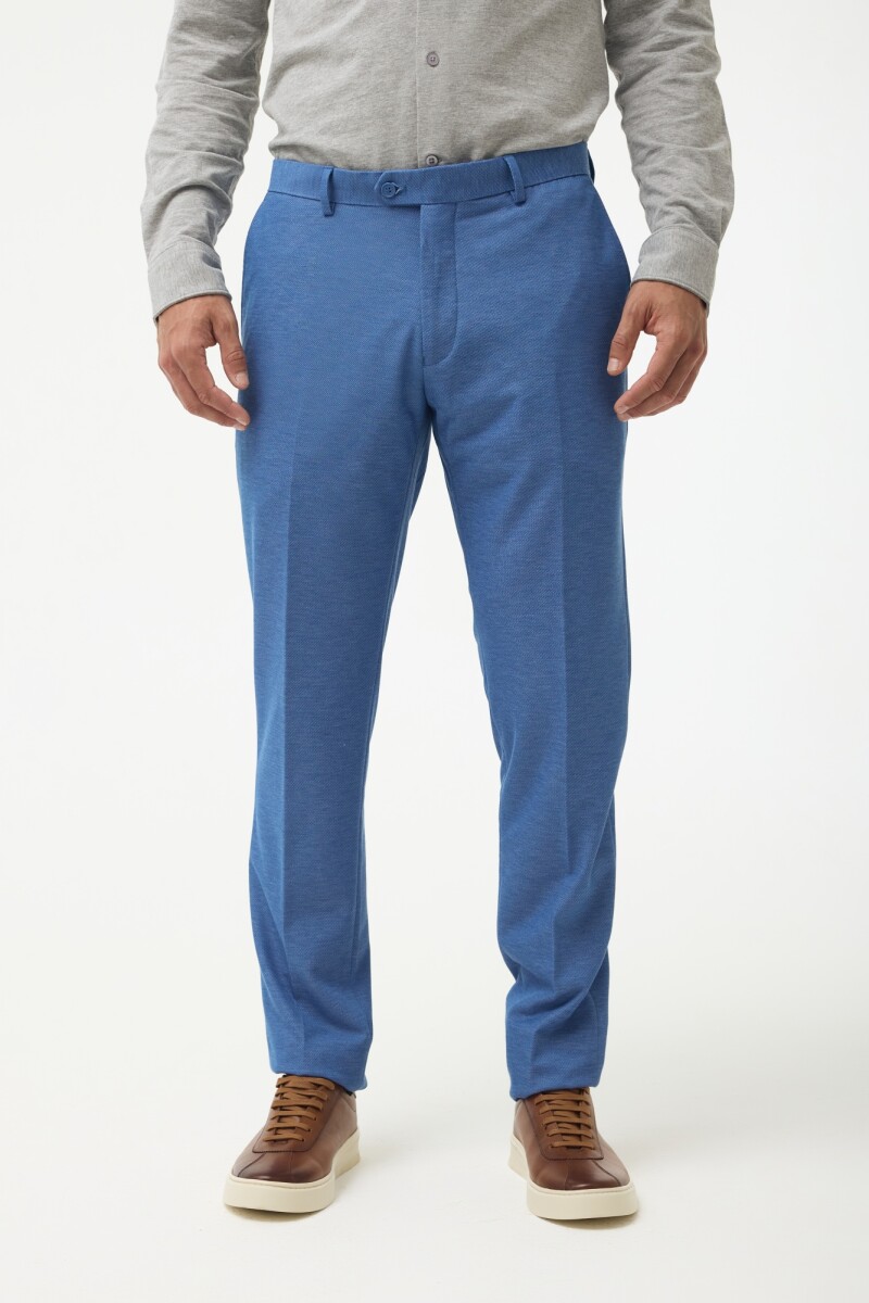 Ambo Solapa en Punta CELESTE