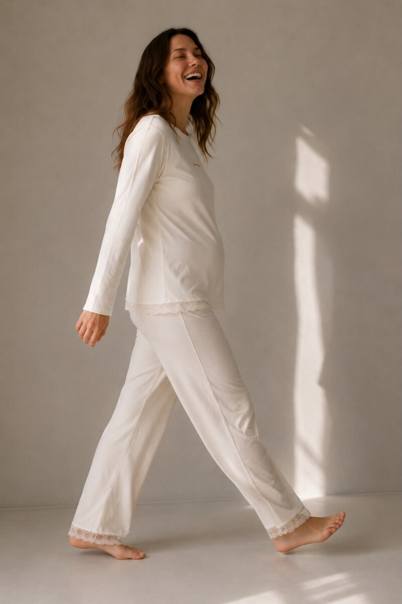 Conjunto de Pijama Uma Crema