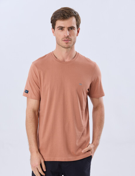 REMERA BÁSICA DE ALGODÓN Terracota