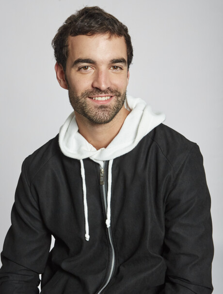 Campera bomber gamuza negro