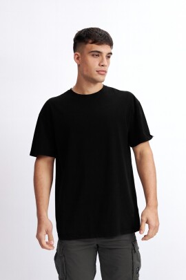REMERA LAUTARO NEGRO