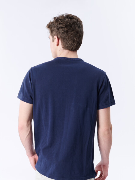 Remera Manga Corta PiquÃ© Cuello Mao Azul Marino