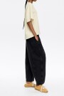 PANTALÓN Negro