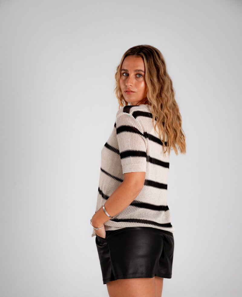 Remera Camille crudo