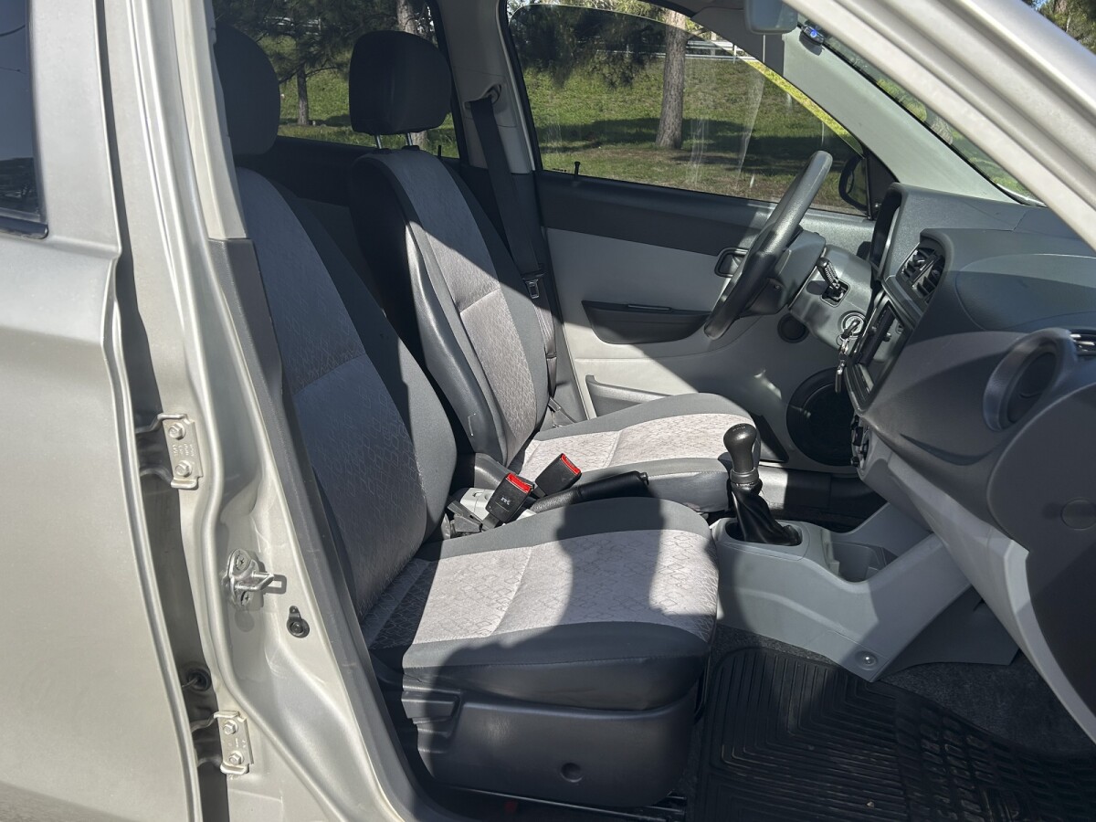 Suzuki Alto STD 800 EXCELENTE ESTADO! | Permuta / Financia Suzuki Alto STD 800 EXCELENTE ESTADO! | Permuta / Financia