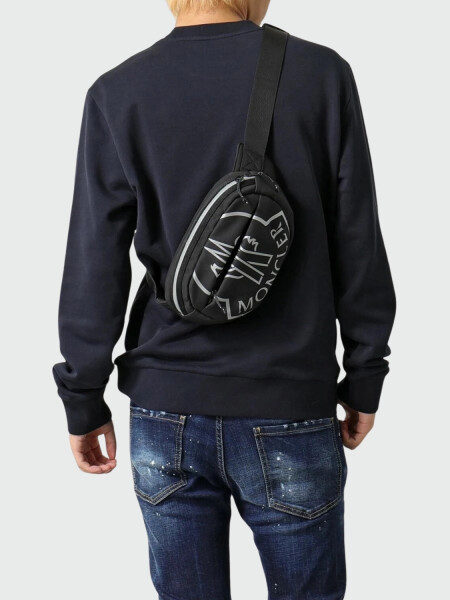 Riñonera de diseño versátil, Cut Negro