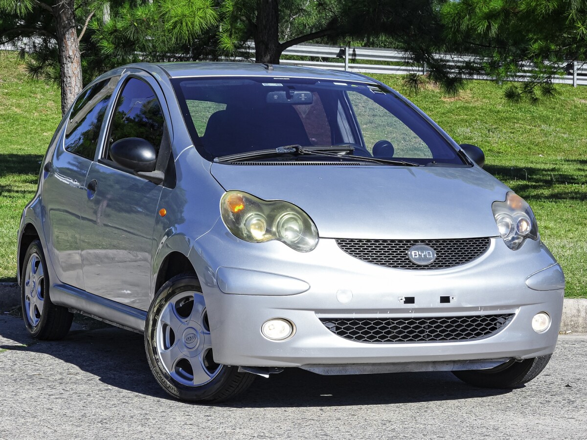 BYD F0 GLX-I 1.0 Extra Full | Permuta / Financia BYD F0 GLX-I 1.0 Extra Full | Permuta / Financia