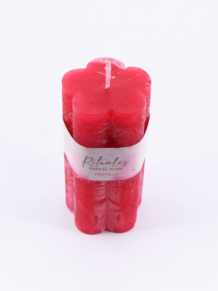 VELA FLOR FRUTILLA ROJO