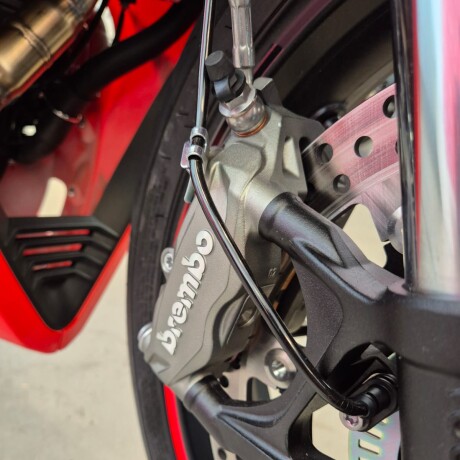 Voge RR525 Rojo