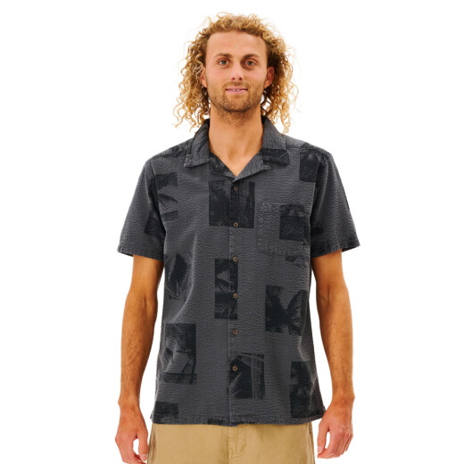 Camisa MC Rip Curl Quality Surf Products - Negro Camisa MC Rip Curl Quality Surf Products - Negro