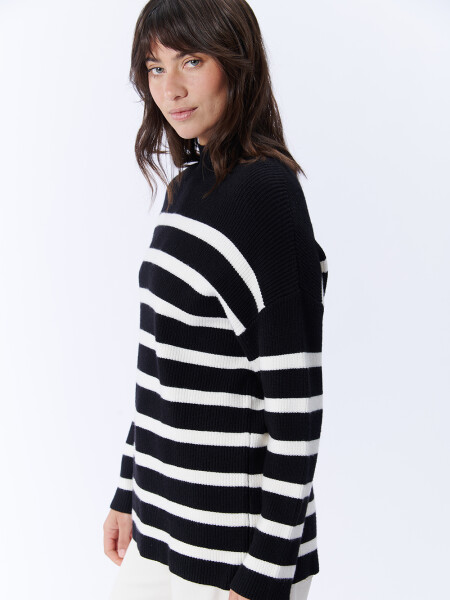 Polera punto rayas Crudo Y Negro