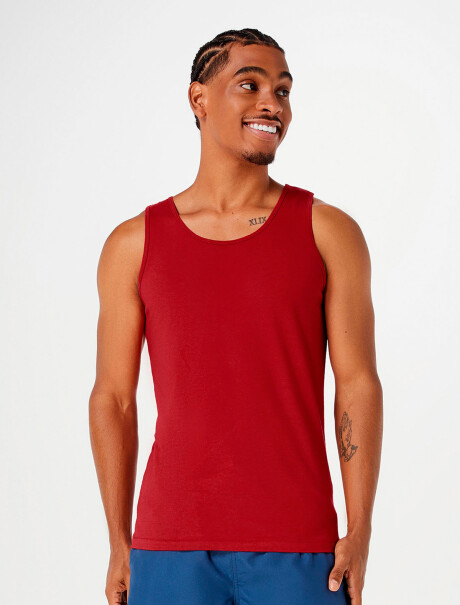 MUSCULOSA BÁSICA MASCULINA MODELO SLIM ROJO