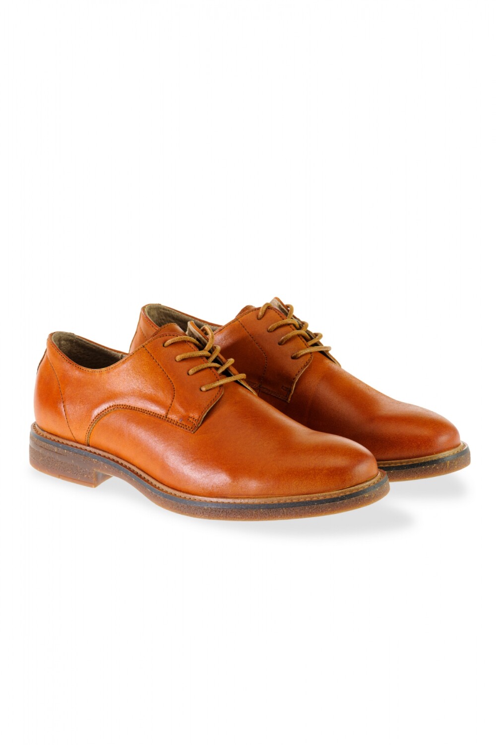 ZAPATO DE CUERO CON CORDONES Marron