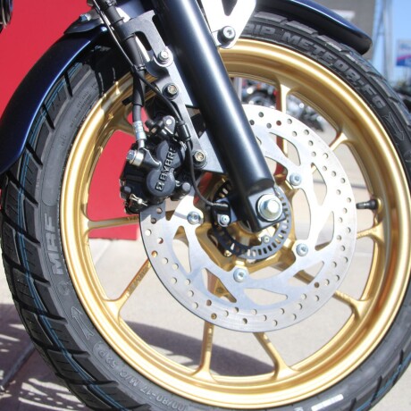 Yamaha FZX Azul
