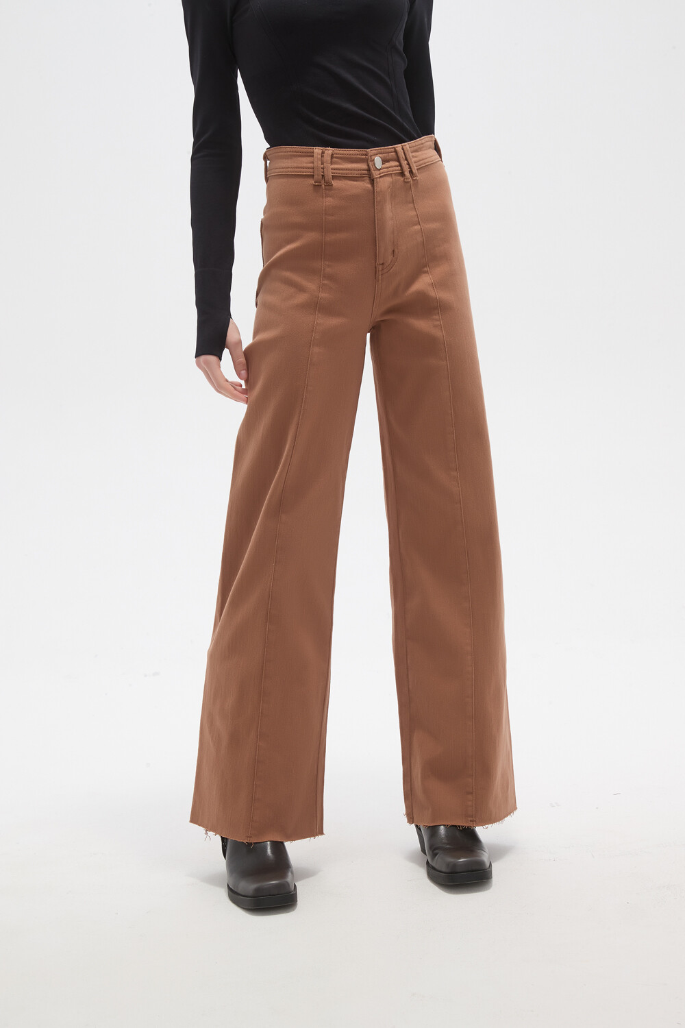 Pantalon Cyrath Tostado