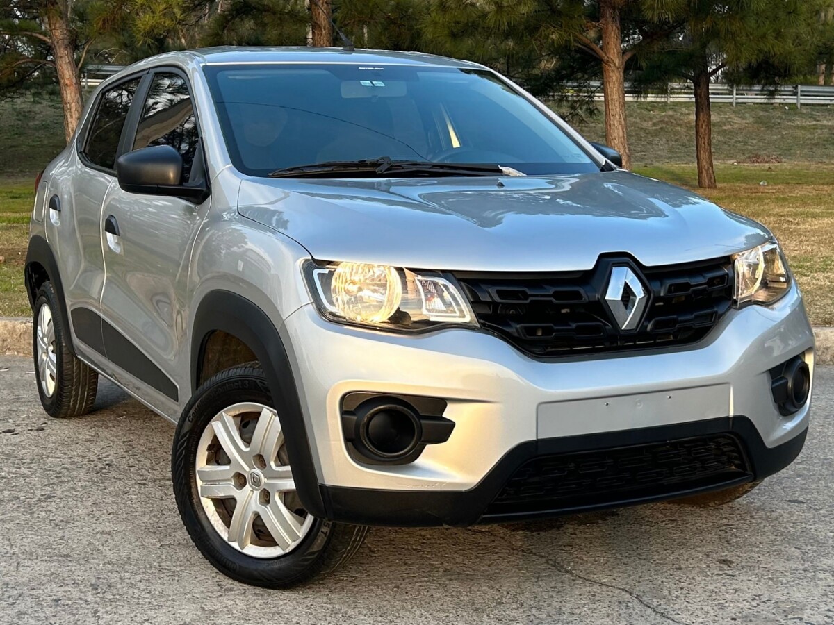 Renault Kwid Zen EXCELENTE ESTADO! | Permuta / Financia Renault Kwid Zen EXCELENTE ESTADO! | Permuta / Financia