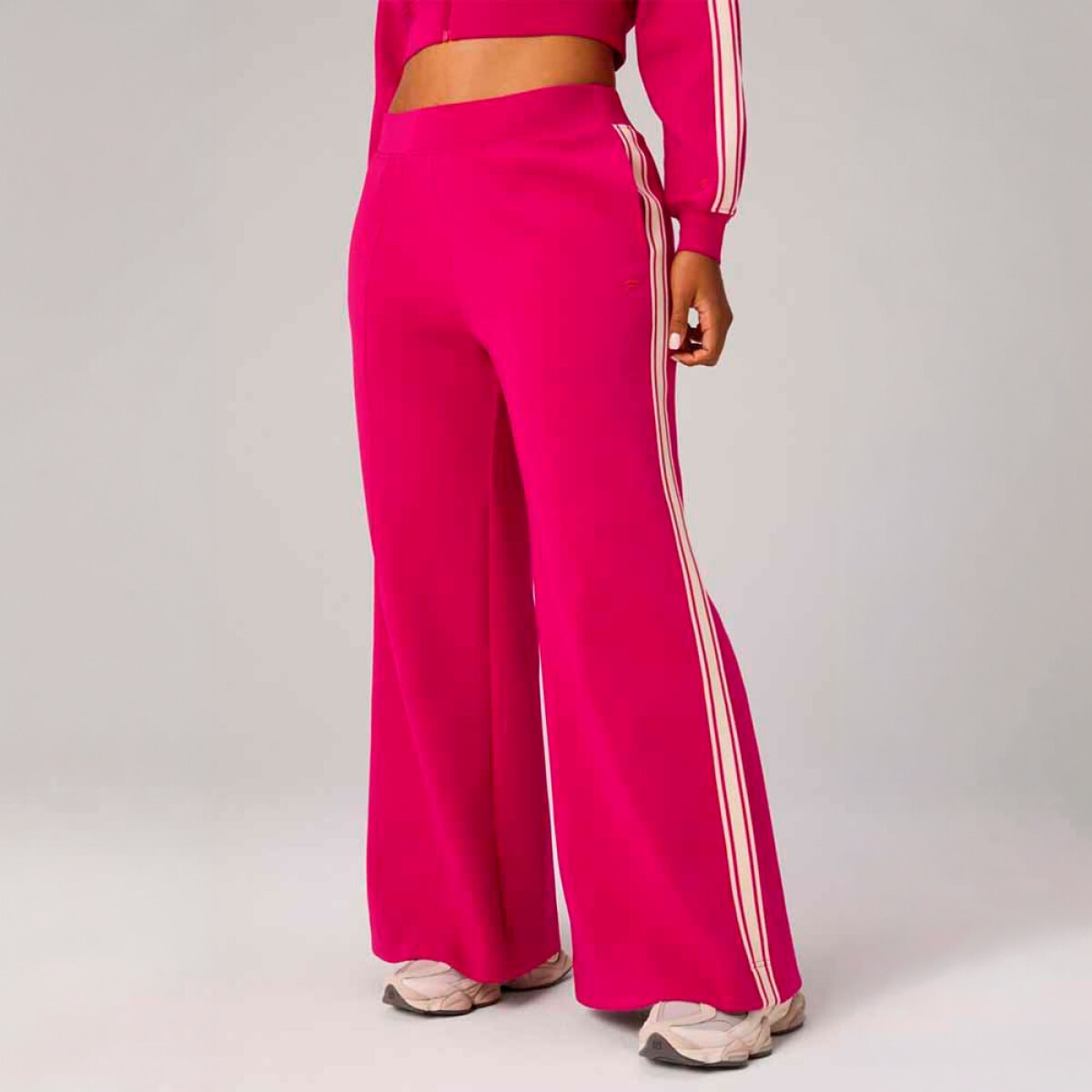 Pantalón Elevated Track Pant Mujer 