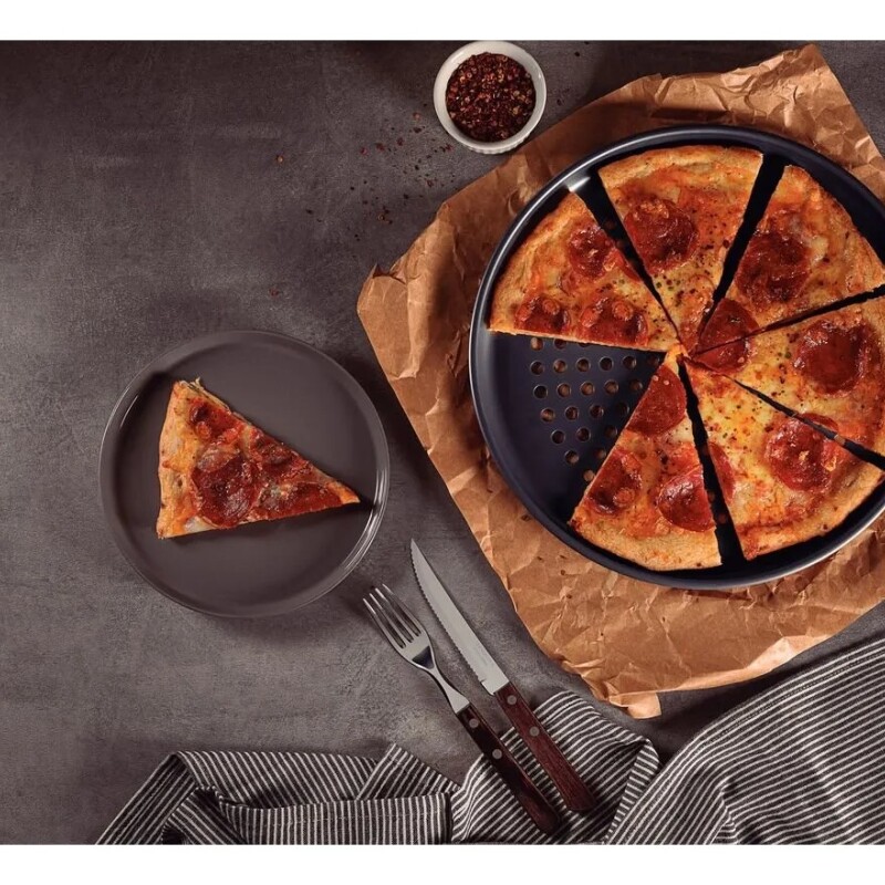 MOLDE PERFORADO PARA PIZZA 30 CM DIAMETRO - 20076/030 - TRAMONTINA MOLDE PERFORADO PARA PIZZA 30 CM DIAMETRO - 20076/030 - TRAMONTINA