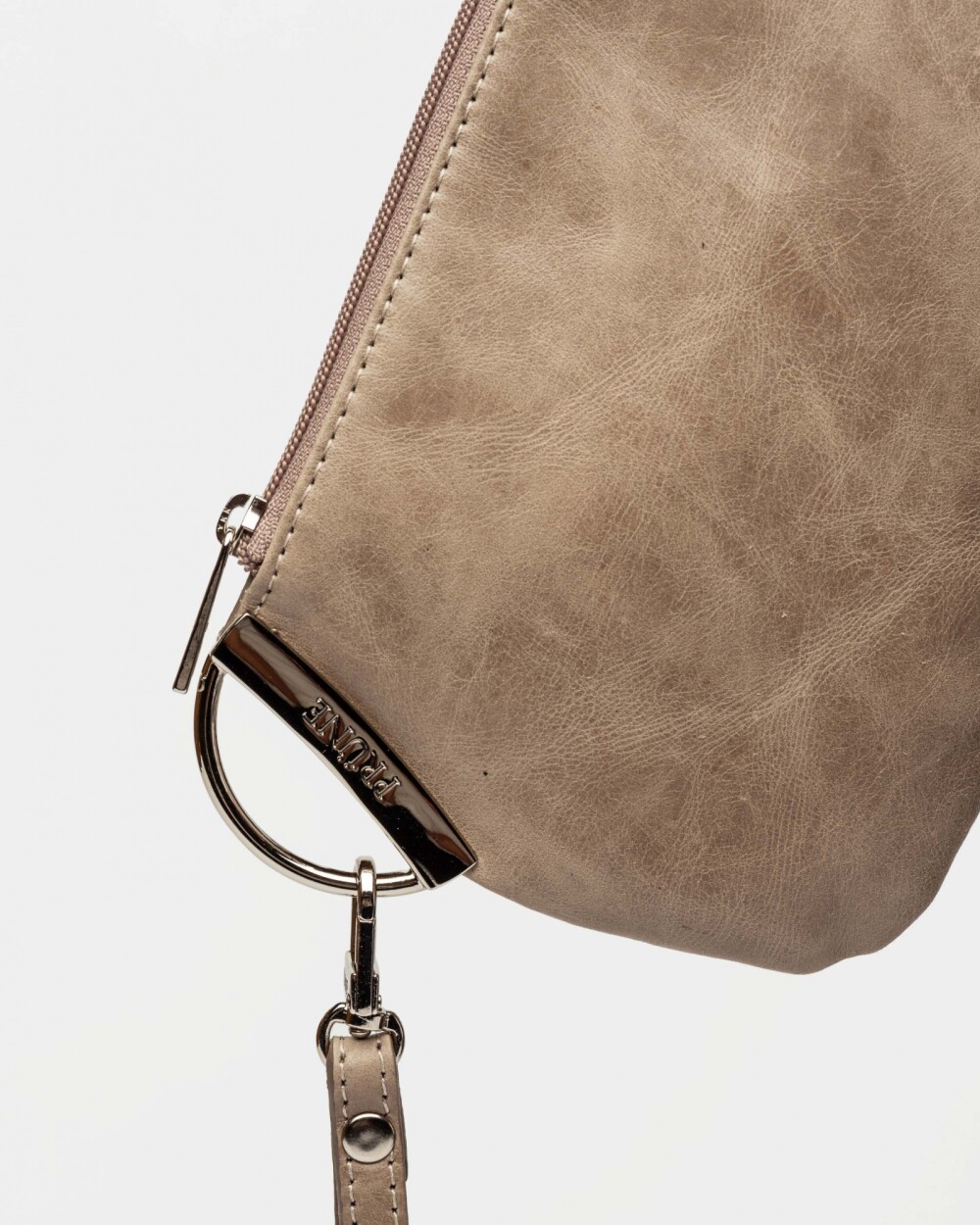 Porta Cosméticos Katy En Cuero Liso Taupe