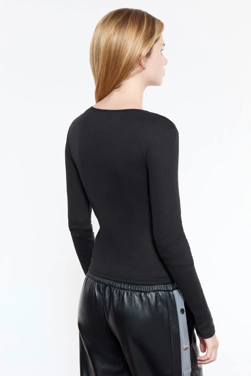 REMERA BOONE Negro