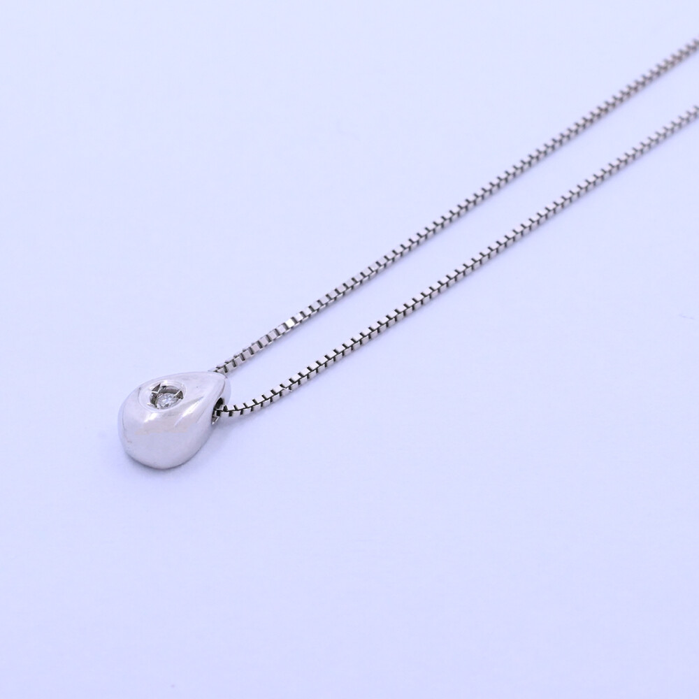 Cadena oro 18k blanco veneciana con dije pasante con brillante. Cadena oro 18k blanco veneciana con dije pasante con brillante.