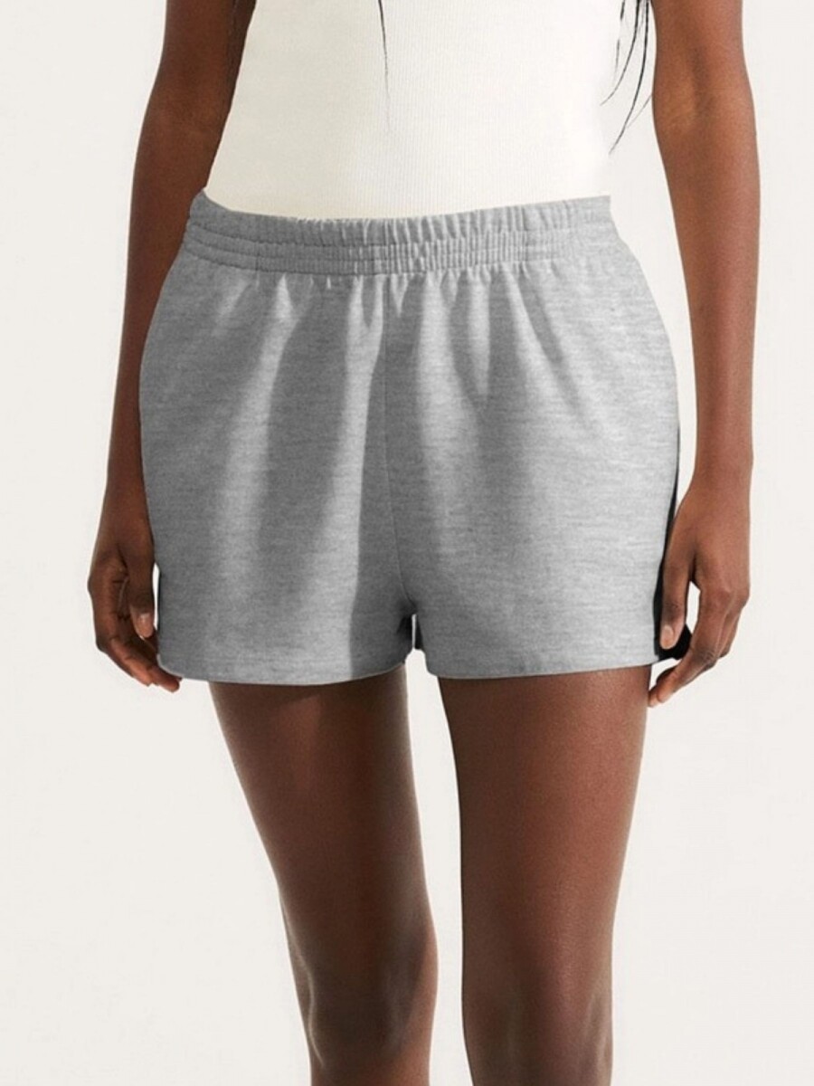 SHORT BÁSICO CON ELASTICO Y BOLSILLOS 