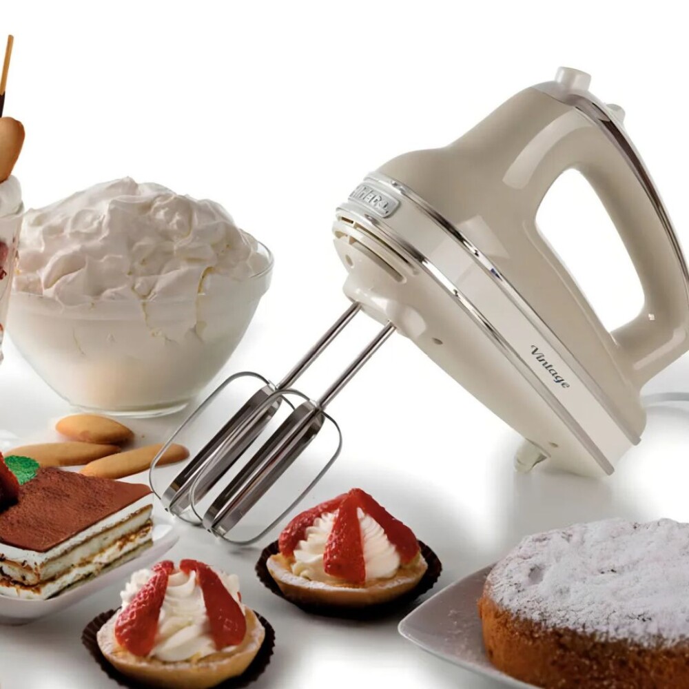 Batidora de Mano Vintage - Ariete - Potencia y Estilo Retro Beige