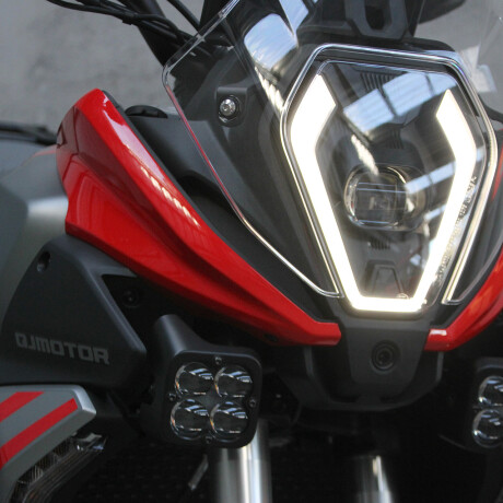 QJ SRT 600 SX Rojo
