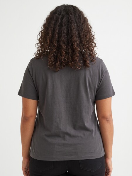 REMERA DENA VARIANTE 2.
