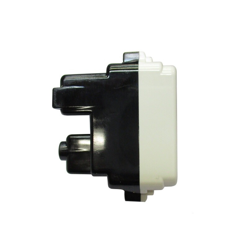MODULO TOMA P/COMPUTADORA 15A+T MODULO TOMA P/COMPUTADORA 15A+T