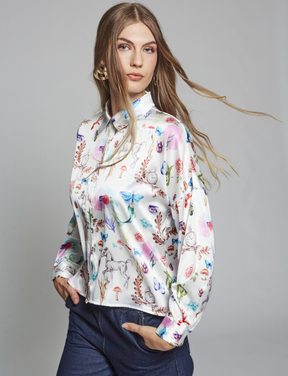Camisa boxy estampada multicolor