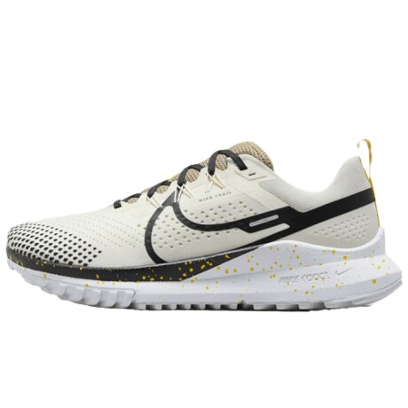 Champion Nike Running Hombre React Pegasus Trail 4 Pale Ivory/Black S/C