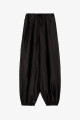 PANTALON ARRUGADO Negro