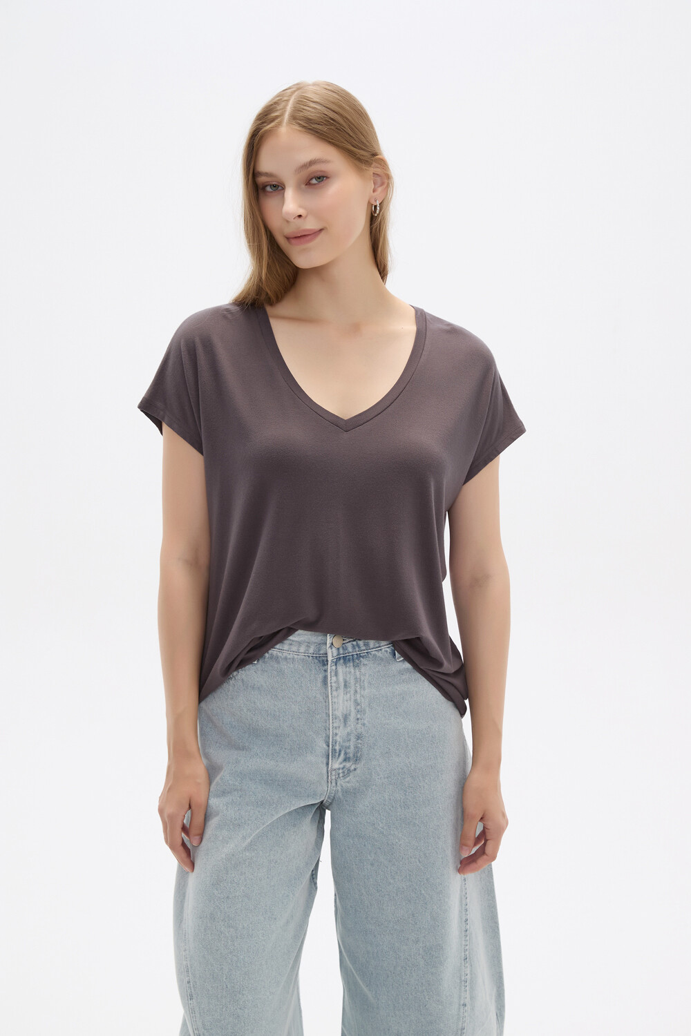 Remera Venom Gris Oscuro