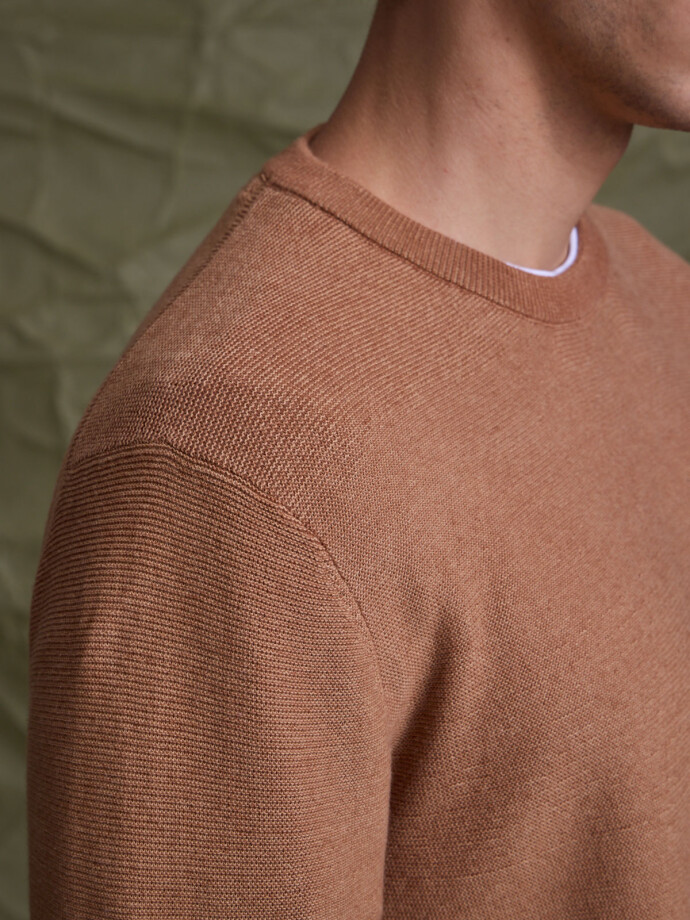 SWEATER HUAPI 6.0 CAMEL