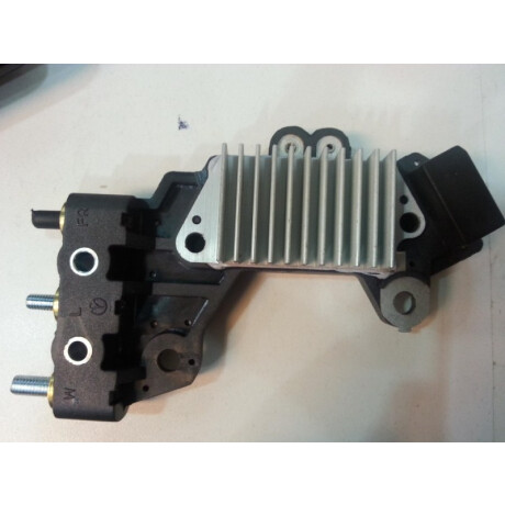 REGULADOR VOLTAJE - HOWO TRUCKS 24V CHINO DUNCAN REGULADOR VOLTAJE - HOWO TRUCKS 24V CHINO DUNCAN