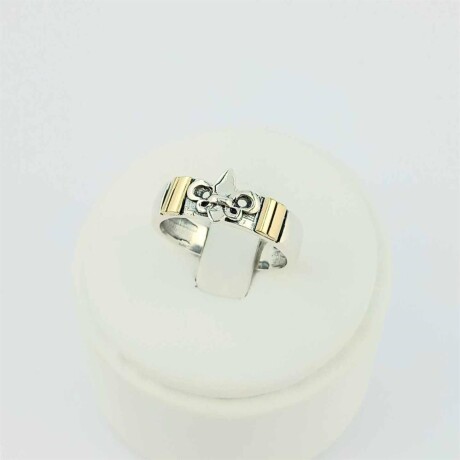 Anillo de Plata 925 con double de Oro 18k. Flor de Lis. Anillo de Plata 925 con double de Oro 18k. Flor de Lis.