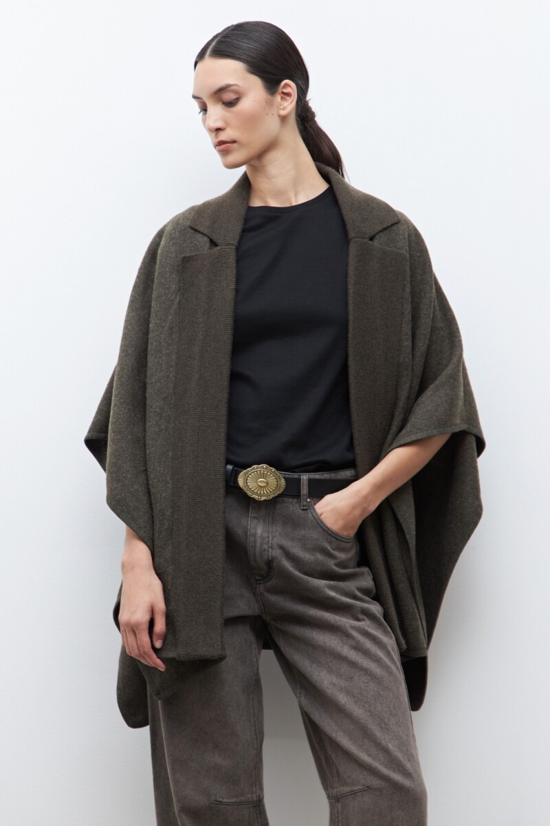 Capa solapa y cuello tejido verde oliva