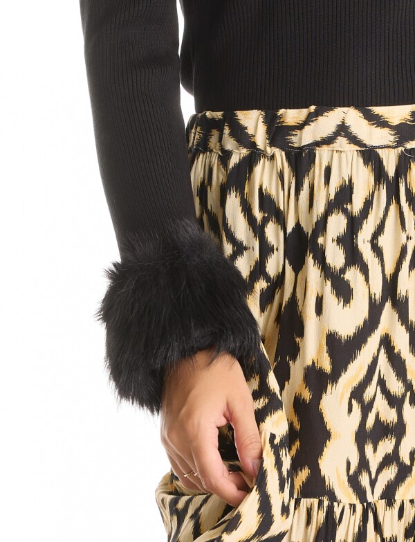 Buzo Puño Faux Fur Desmontable NEGRO