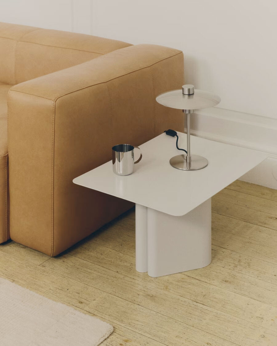 Lámpara de mesa Nuvira de acero cepillado gris claro