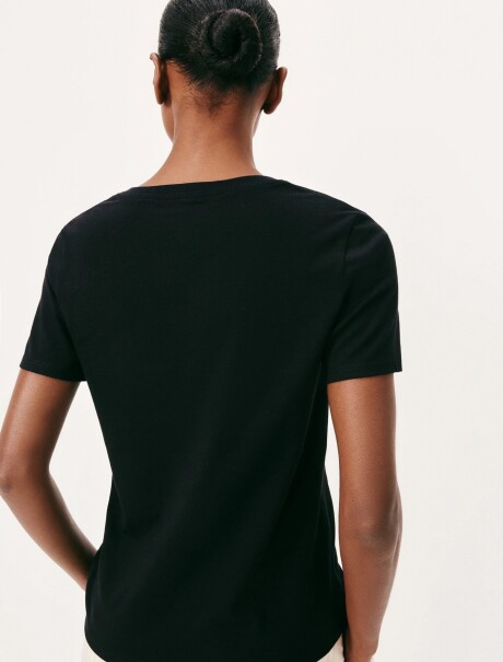 CAMISETA BÁSICA MANGA CORTA CUELLO EN V NEGRO