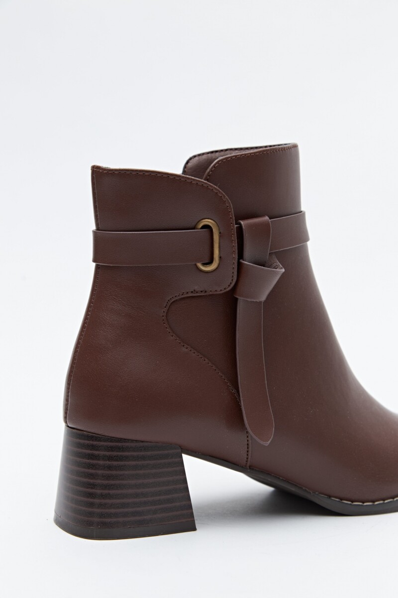 BOTA OGLIVIE Chocolate