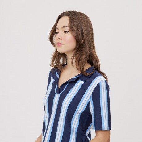 REMERA FEVORA Azul Marino