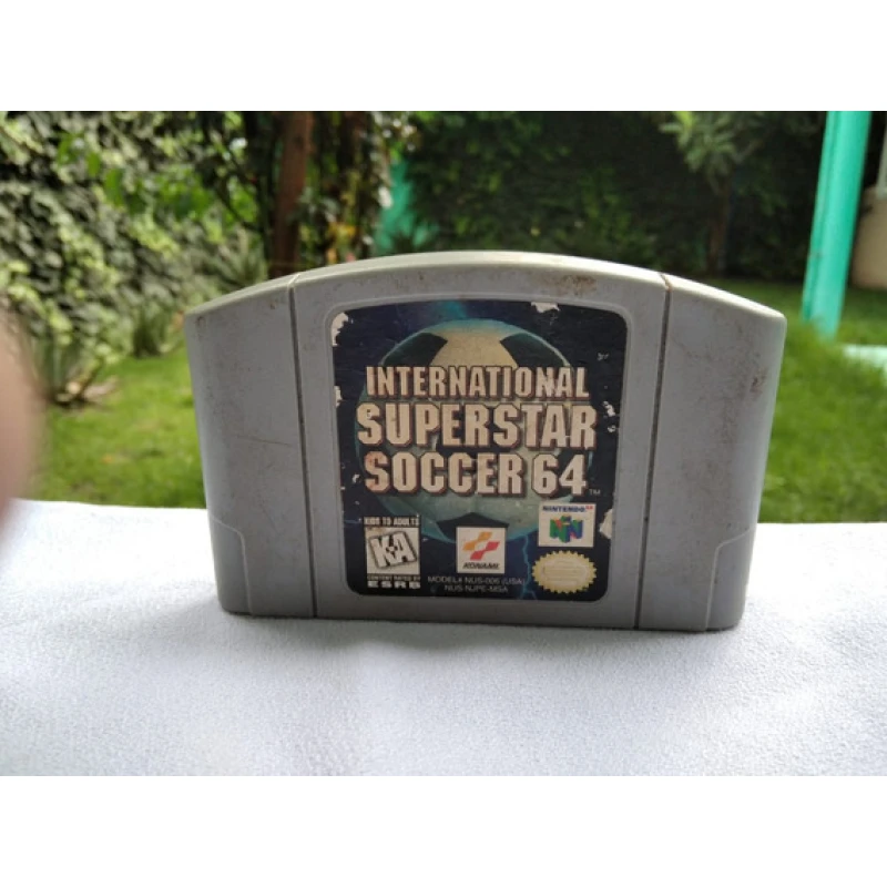INTERNATIONAL SUPERSTAR SOCCER 64 INTERNATIONAL SUPERSTAR SOCCER 64